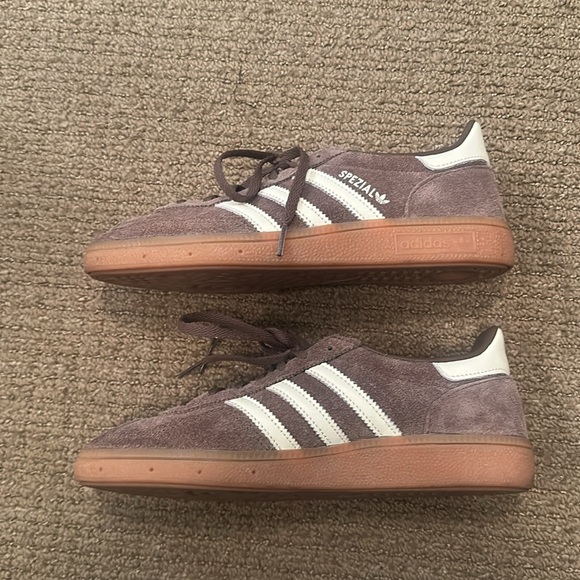 Adidas Spezial Brown and White Sneakers - Picture 4 of 7